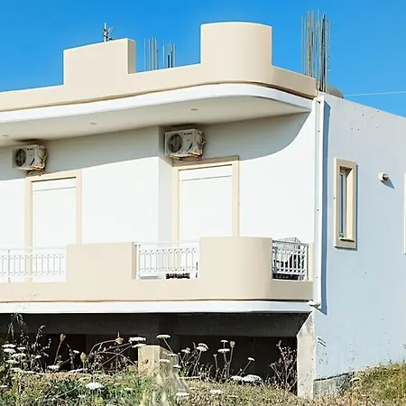 Seafront Holiday home *